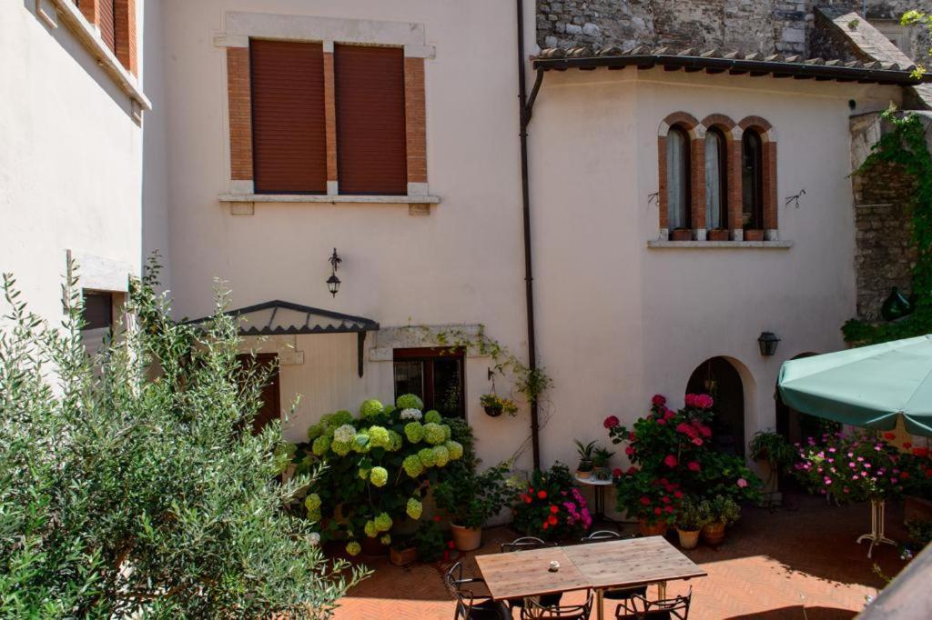 Bed and Breakfast Mimma Bed&Flavour Narni Esterno foto